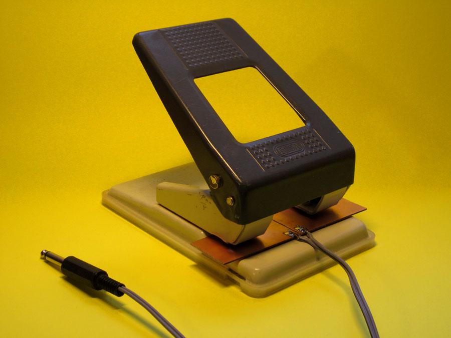 holepunch1.jpg